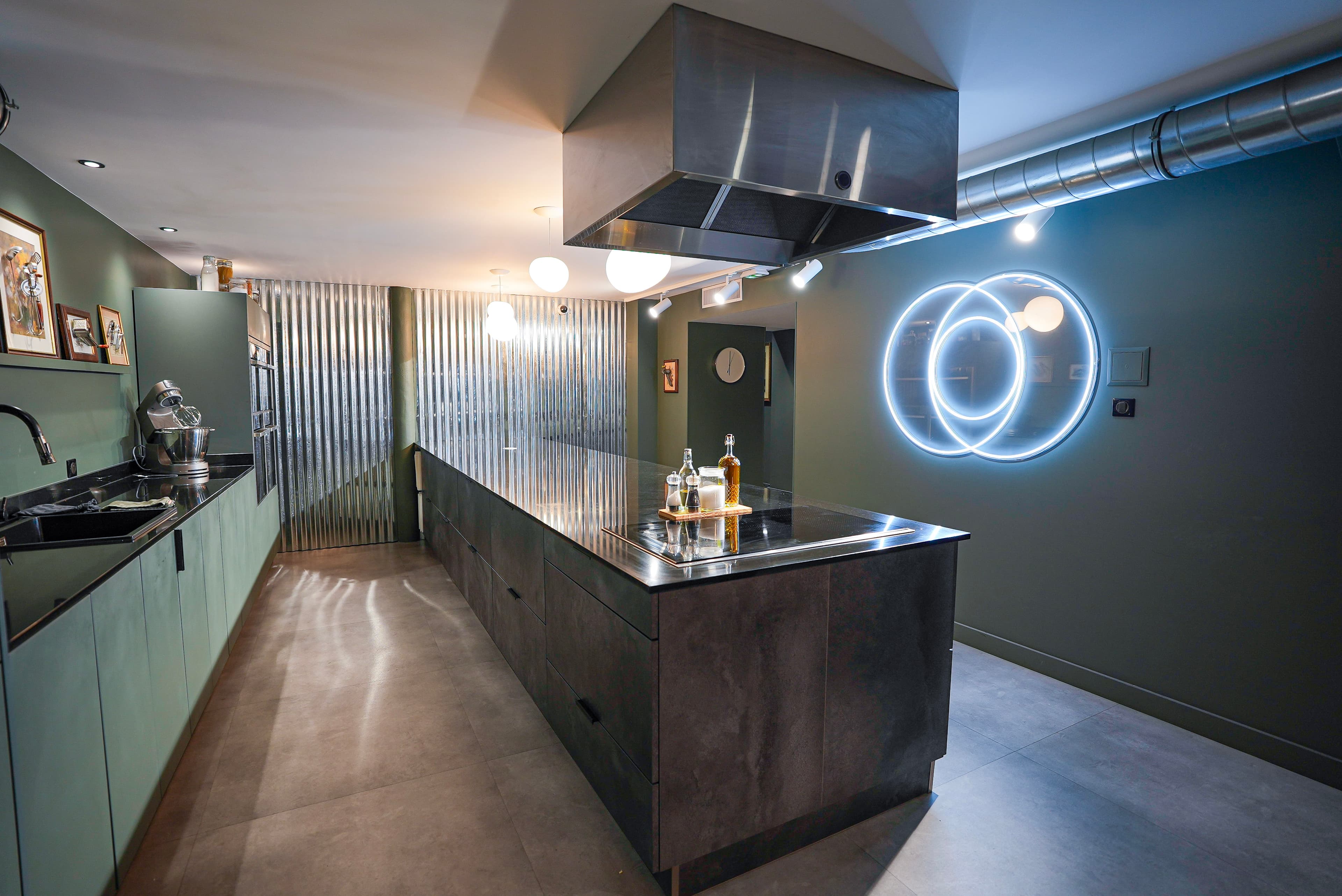 Découvrir le lieu du 3ème Cercle : galerie et cuisine, Paris 11